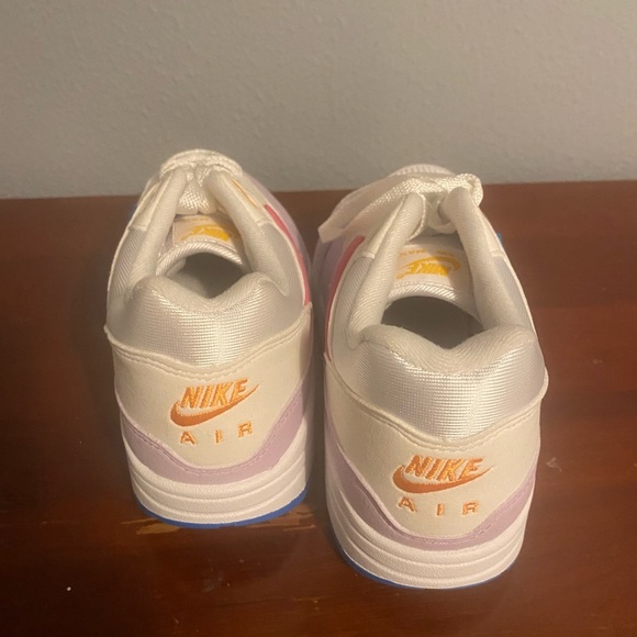 Nike White and Blue Athletic Shoes Air Max 1 Nike women sz 11 fits men size 9.5 - Picture 7 of 7